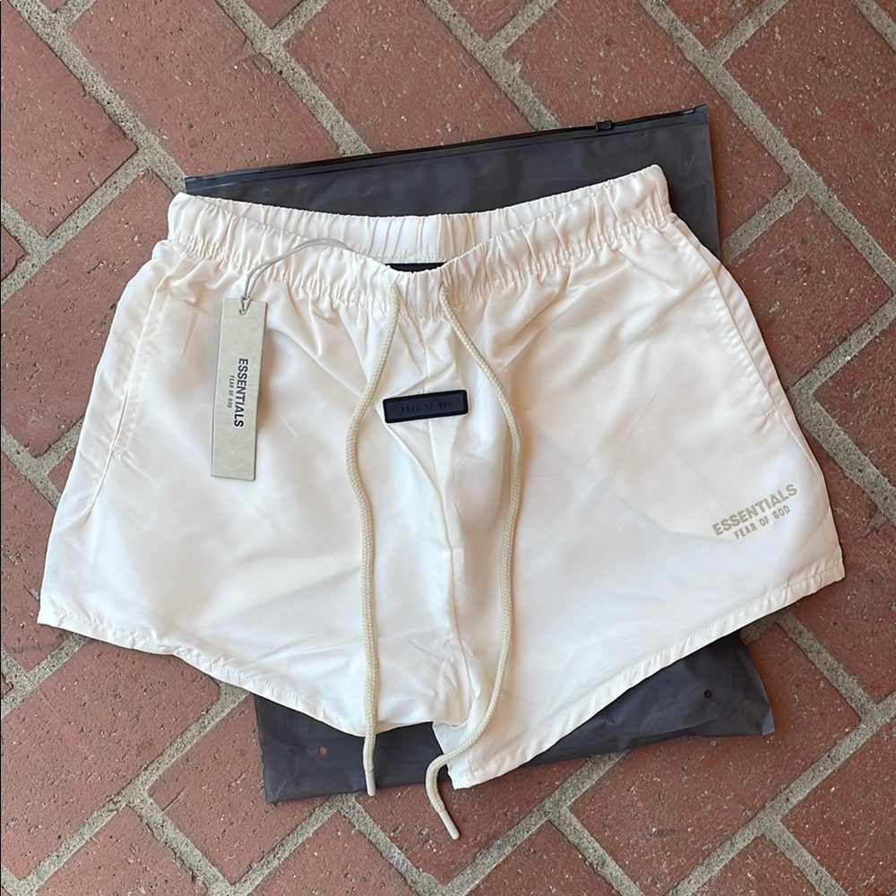 Fear of God Essentials cloud dance Shorts